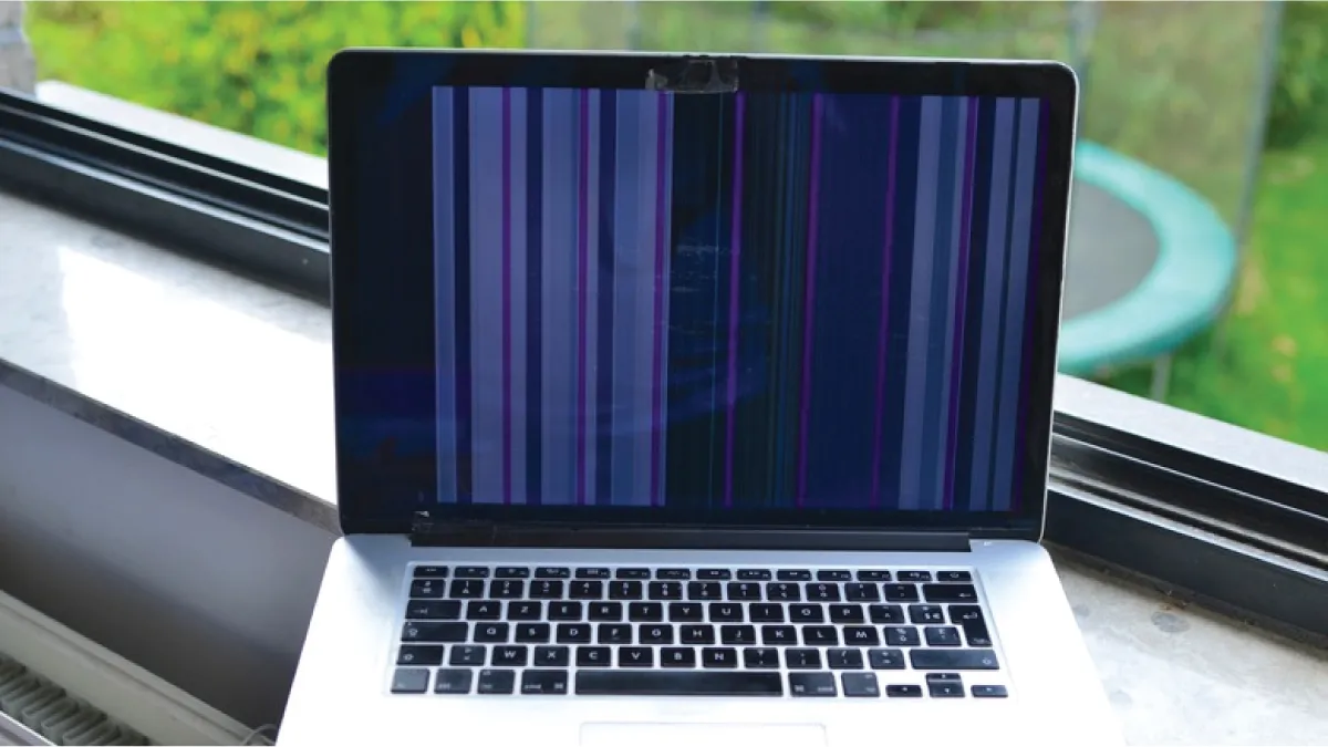 Vertical and horizontal MacBook screen lines in Singapore, diagnosis and repair overview